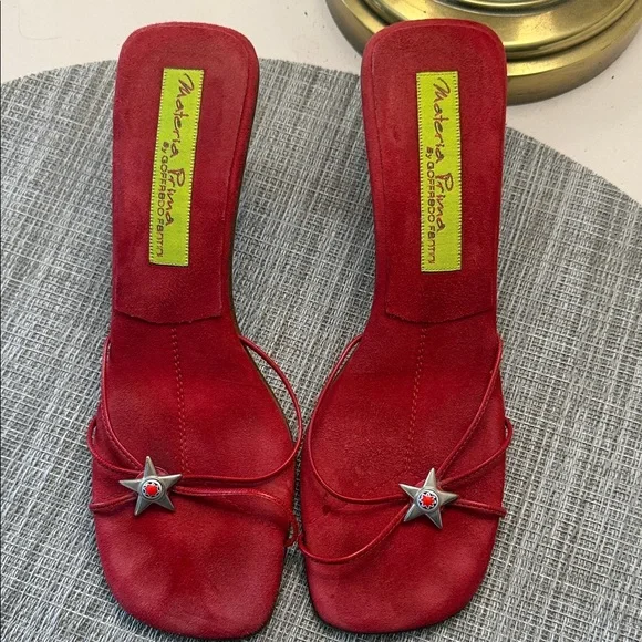 Red Suede Star-Accent Heeled Sandals by Goffredo Fantini - Picture 3 of 7
